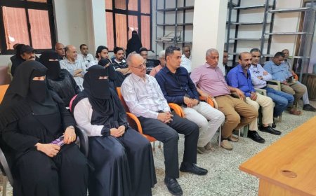 وكيل محافظة تعز تتفقد سير العمل في المستشفى الجمهوري