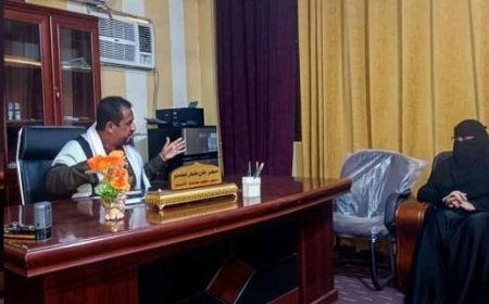 مدير عام الخدمة المدنية بأبين تطّلع على انتظام الدوام الرسمي في مكاتب خنفر عقب إجازة عيد الفطر المبارك