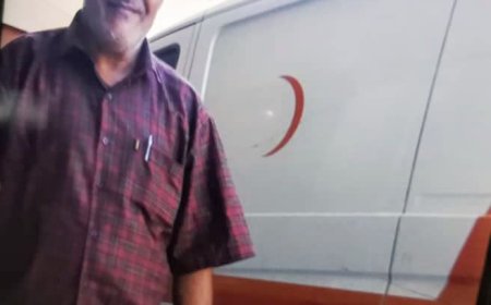 مستشفى الصداقة بعدن تنعي أحد كوادرها الصحية المتميزة بوفاة زكريا محمد كامل 