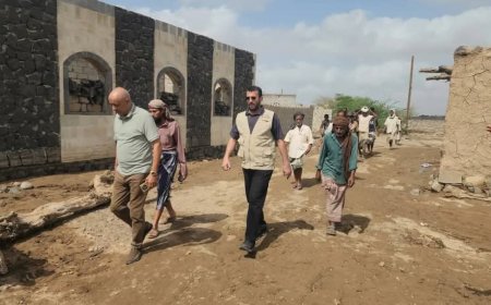 تعز.الخلية الإنسانية تستعد لتوزيع مساعدات إغاثية للمنكوبين في "المشالحة".