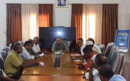 المؤسسة المحلية للمياه والصرف الصحي بوادي حضرموت تقيم عواد عيد الفطر لموظفيها