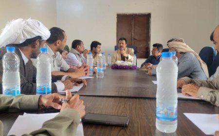 تنفيذي رضوم يعقد اجتماعه الدوري لشهر مارس ويثمن جهود المحافظ ابن الوزير والبرنامج السعودي لتنمية وإعمار اليمن