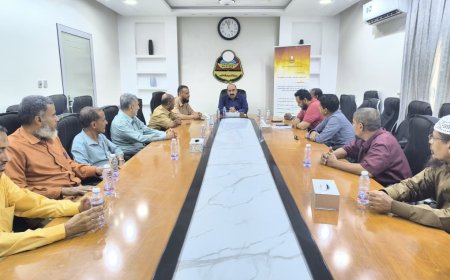 مكتب تربية ساحل حضرموت يناقش مشروع تطوير قدرات الموجهين التربويين المقدم من مؤسسة حضرموت تنمية بشرية