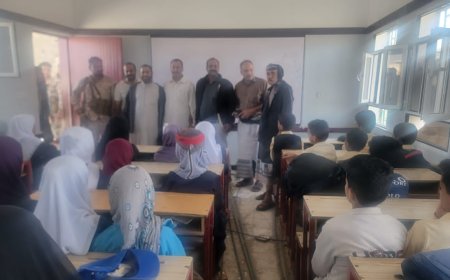 المدير العام بكر الشاعري يتفقد سير العملية التعليمية في مدارس مدينة قعطبة