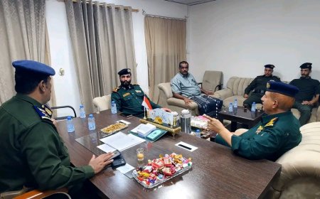 وكيل وزارة الداخلية يطّلع على مستوى الأداء والانضباط بأمن وادي وصحراء حضرموت ويترأس اجتماعاً لتنظيم الموارد البشرية