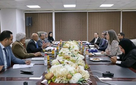 محافظ البنك المركزي يلتقي نائب رئيس البنك الدولي والوفد المرافق له