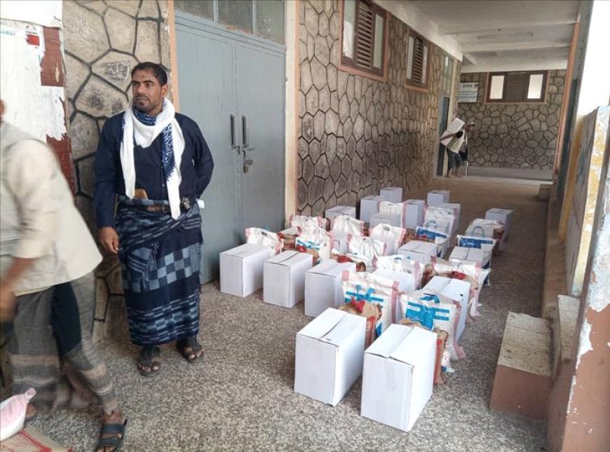 تدشين مشروع السلة الغذائية لدعم معلمي خورمكسر في إطار مبادرة رمضانية بعدن