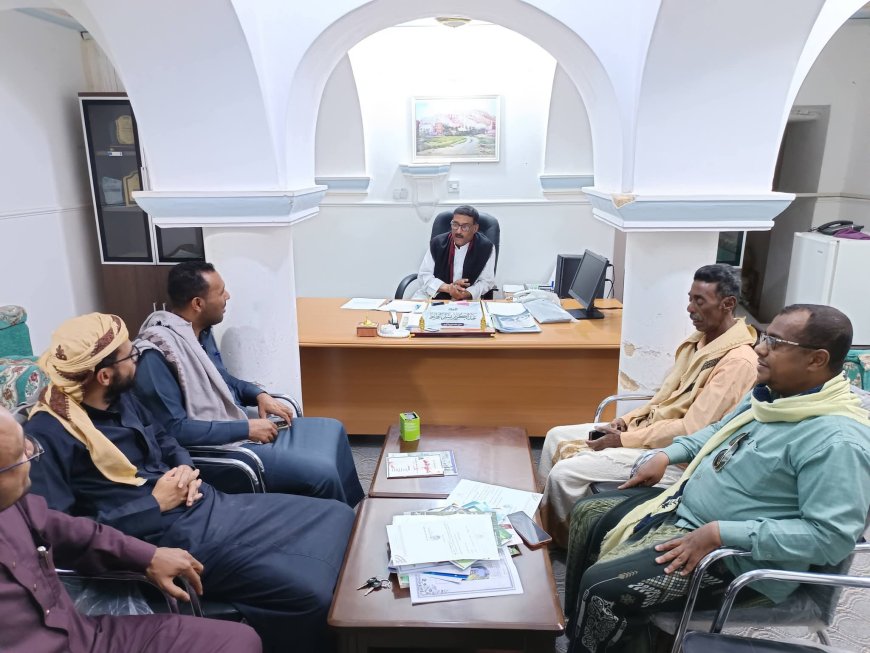 مدير عام مديرية تريم يطّلع على سير مشروع تطوير منظومة اللوحات التفاعلية للمعالم التاريخية