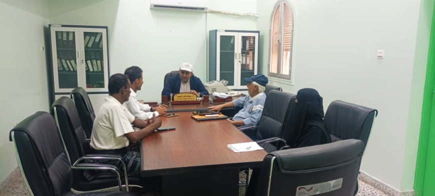 رئيس هيئة مستشفى الرازي أبين يترأس اجتماعا للجنة المنحة الدوائية لمرضى السكري المزمن بمنصة الهيئة 