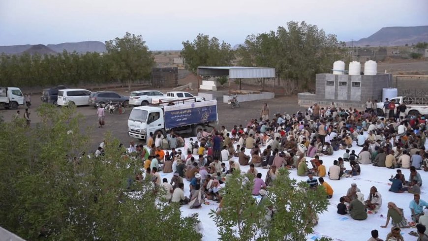 تعز.بدعم الخلية الإنسانية.. إفطار جماعي لأبناء عزلة المشالحة بالمخا يعزز التلاحم المجتمعي