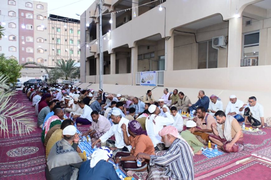 المؤسسة المحلية للمياه فرع سيئون تقيم الإفطار السنوي لموظفيها