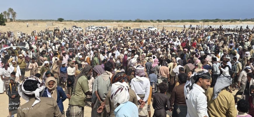 جموع غفيرة تشيّع جثمان الفقيد الشيخ « سالم باداس » في منطقة عرقة بمديرية رضوم بشبوة