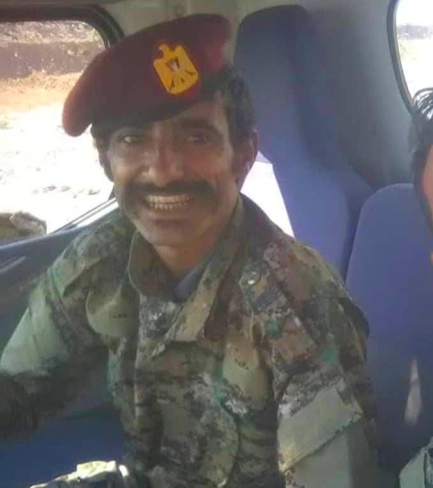 السلطة المحلية بسرار يافع تعزي باستشهاد الجندي البطل عوض المولعي وتؤكد: استشهاده يجسد معاني الشجاعة والتضحية في جبهة الحد