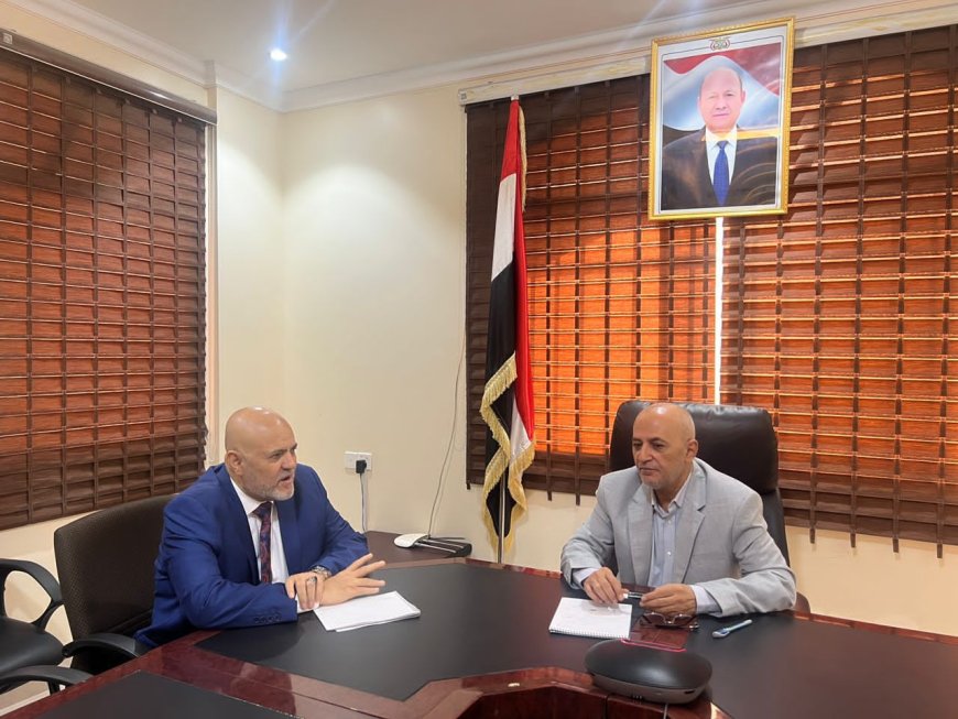وزير المياه والبيئة يناقش مع محافظ تعز الوضع المائي والبيئي بالمحافظة