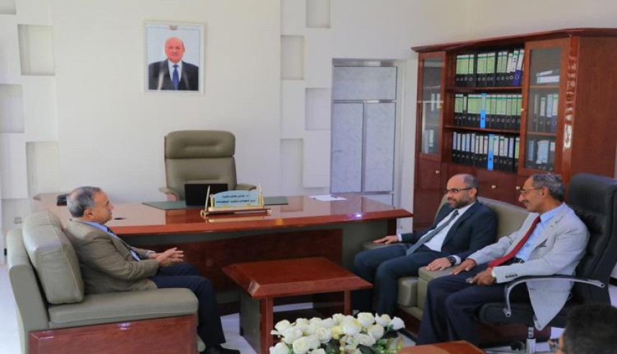 جامعة عدن ووزارة الاتصالات تبحثان تعزيز الشراكة ودعم التحول الرقمي