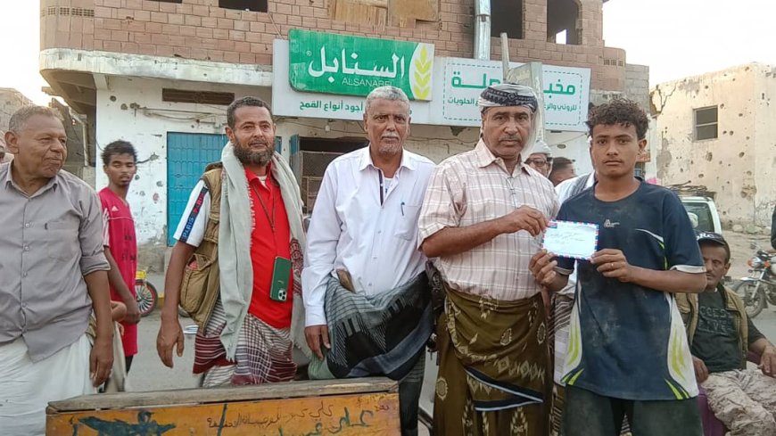 بحضور نائب مدير أمن أبين.. اتحاد عمودية يحسم قمة باشحارة ويتأهل لربع نهائي بطولة الفقيد المحروق بزنجبار