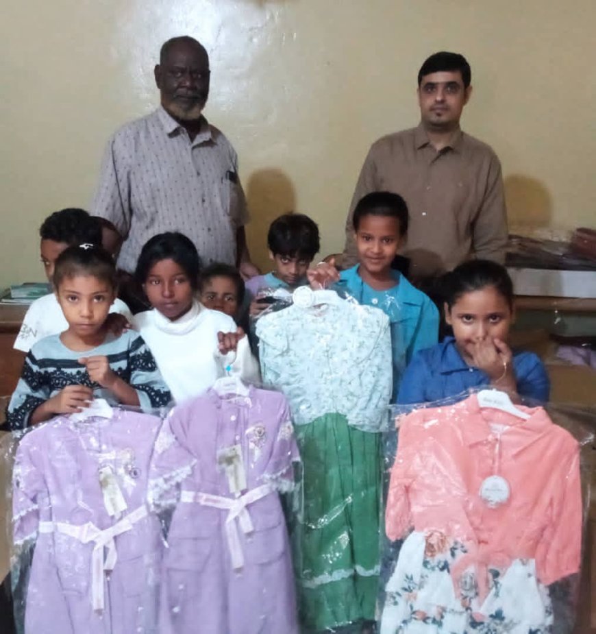 جمعية التفوق لرعاية وتأهيل اليتيم تنشر الفرحة في عيون 674 طفلًا يتيمًا بتوزيع الكسوة العيدية