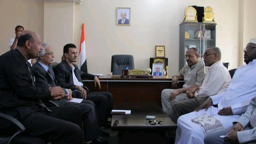 وكيل حضرموت الجيلاني يلتقي السفير الصومالي ويبحث تعزيز التعاون التجاري والاقتصادي