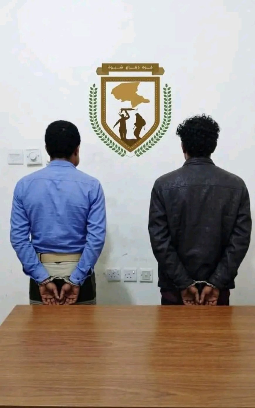 في إنجاز أمني جديد.. اللواء الثاني دفاع شبوة يلقي القبض على مطلوبين بجرائم إرهابية وتفجيرات