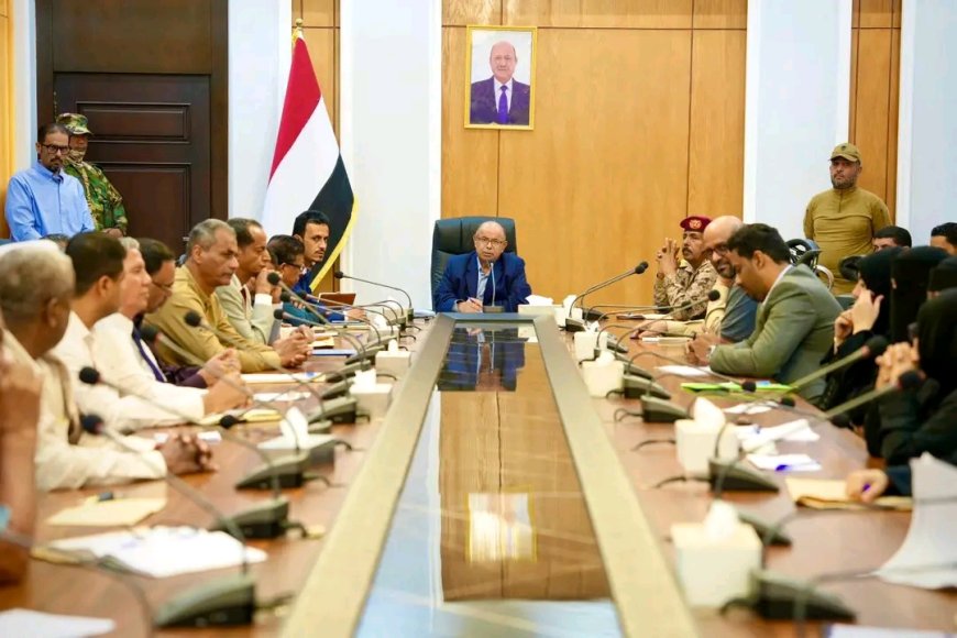 محافظ حضرموت يترأس الاجتماع الاعتيادي للمكتب التنفيذي بساحل حضرموت ويستعرض أبرز الإنجازات والتحديات