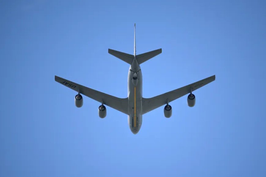 واشنطن تقرّ بمقتل 4 عسكريين في تحطم طائرة بالعراق للتزود بالوقود 