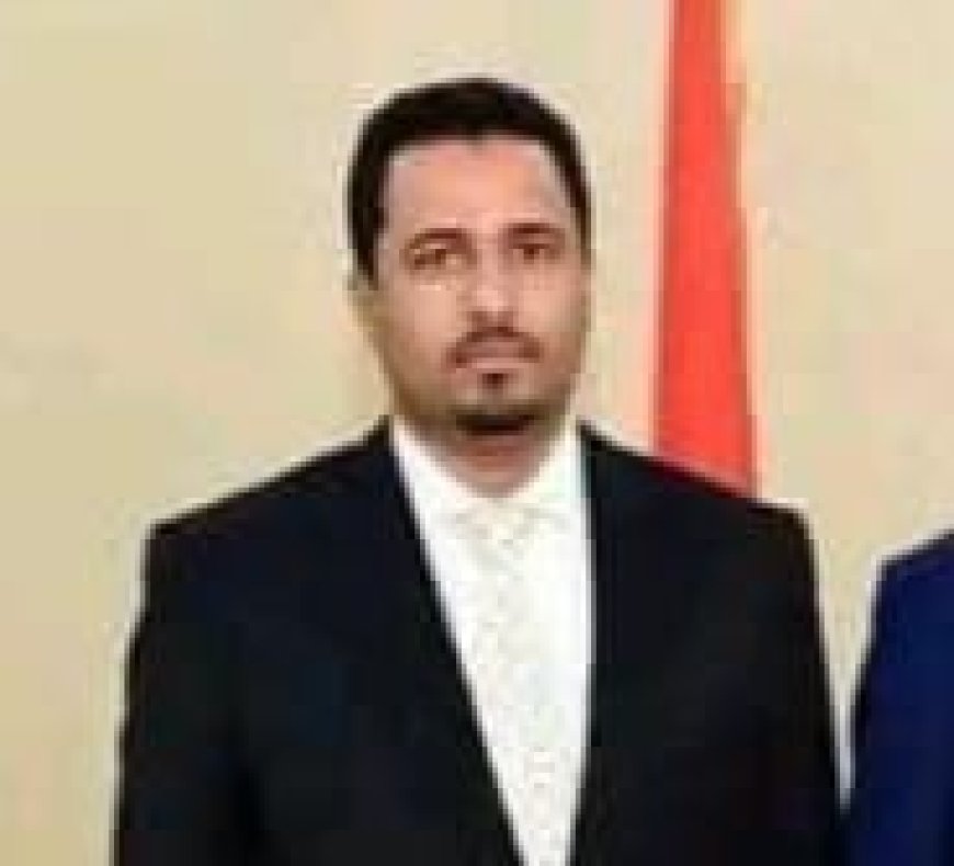 الشيخ خالد يوسف العزيبي شيخ مشايخ الحوطة وتبن يهنئ بتعيين محافظ محافظة لحج الأستاذ مراد علي محمد عبدالحي الحالمي