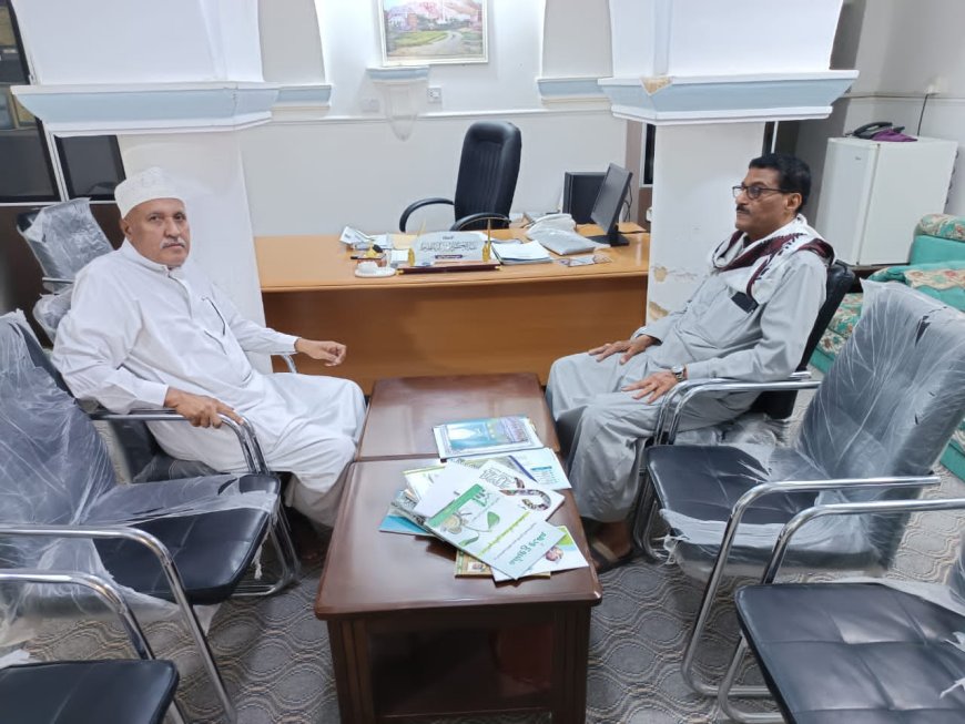 مدير عام مديرية تريم يلتقي الاستاذ عبدالقادر علوي بن شهاب القائم بأعمال مدير عام الشؤون السياسية والمغتربين في الأمانة العامة لمجلس الوزراء