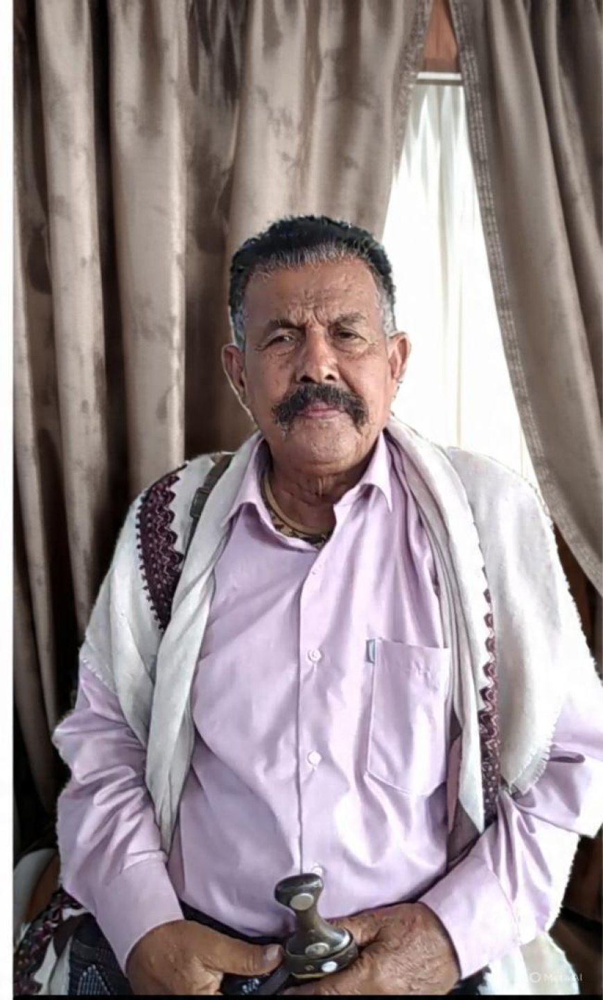 الشيخ صالح حسين يهنئ مدير أمن ابين العميد ابومشعل الكازمي بمناسبة عيد الفطر المبارك