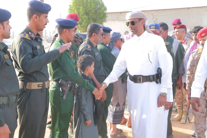 الجعفري وصمودة يتفقدان جاهزية الوحدات الأمنية بالغيضة ويشيدون بالدعم الأخوي للمملكة العربية السعودية