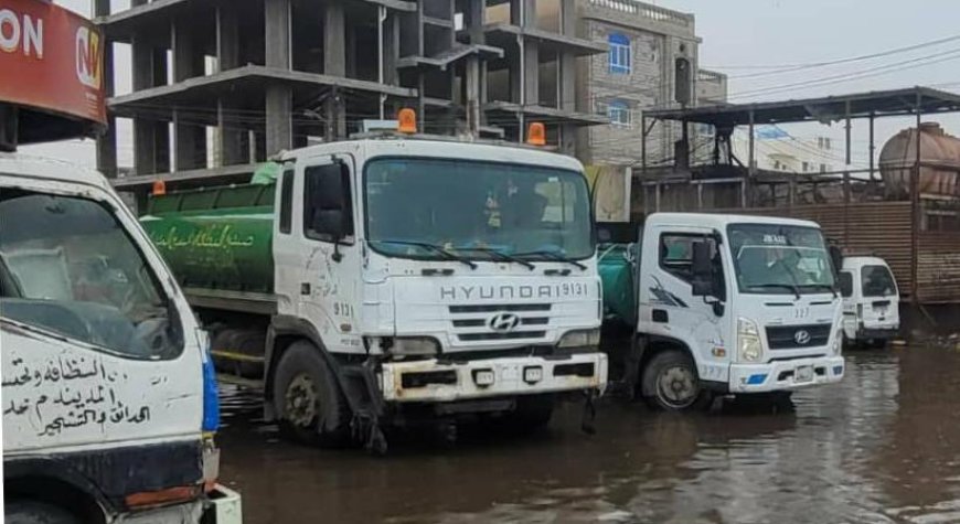 بتكليف من المحافظ شيخ ..وكيل العاصمة عدن "محمد سعيد سالم" يتابع أضرار المنخفض الجوي وتحركات الفرق الميدانية