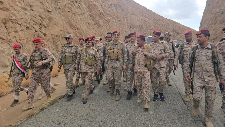 اللواء مجلي يشارك المرابطين في جبهات علب أفراحهم بعيد الفطر ويطّلع على جاهزيتهم القتالية