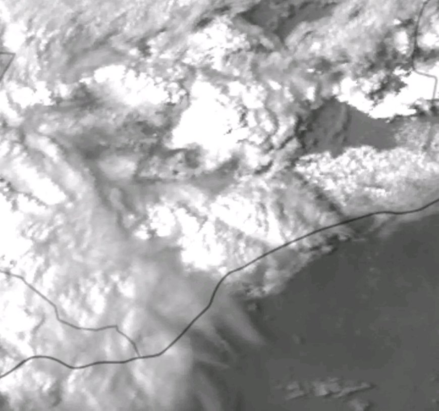 وكيل حضرموت الجيلاني يوجه مديري عموم المديريات بمتابعة تأثيرات المنخفض الجوي والأحوال الجوية غير المستقرة