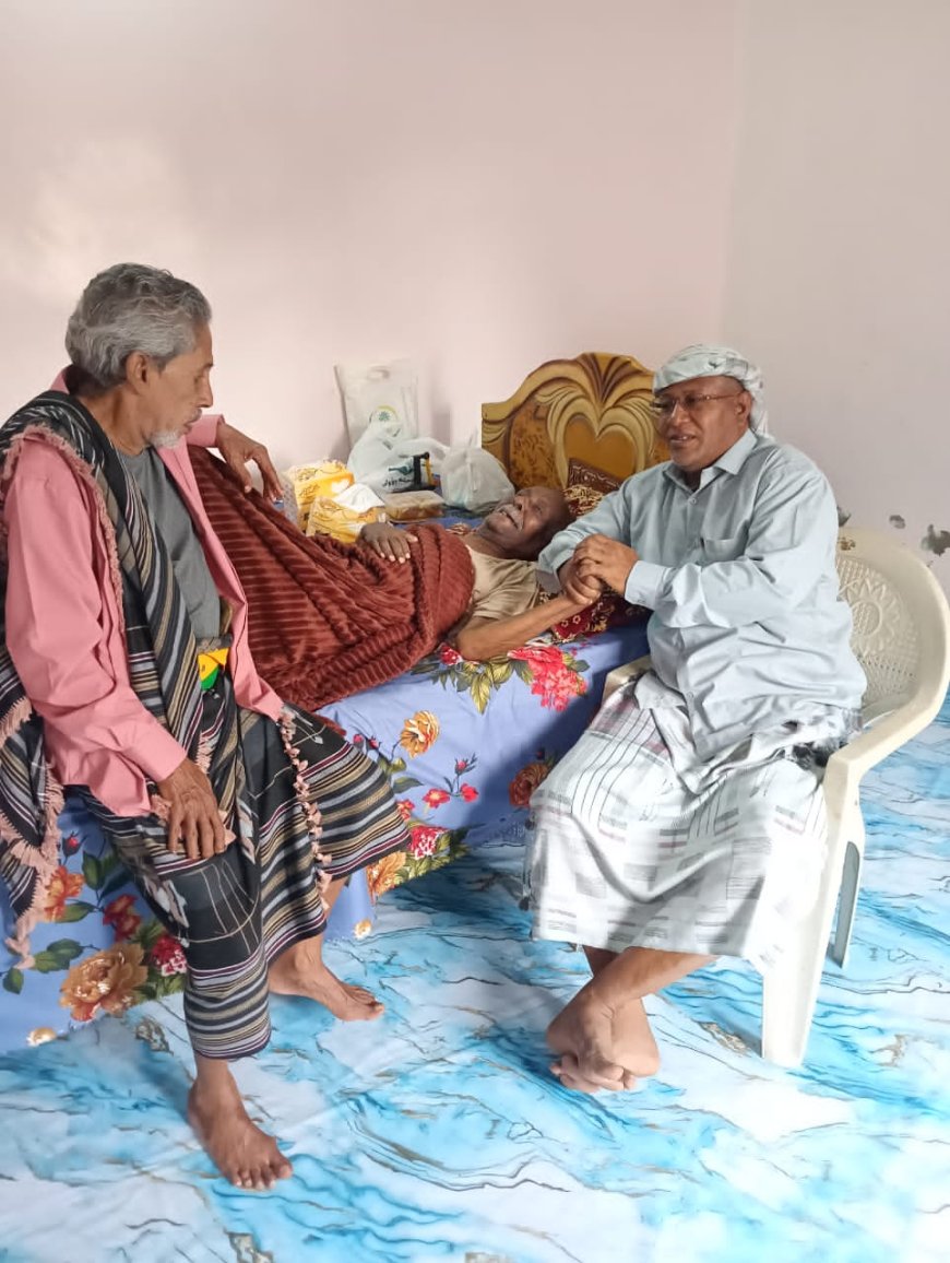 «ملتقى أبناء زنجبار يزور قاضيًا وضابطًا أقعدهما المرض.. ودعوة لدعم السلطات»