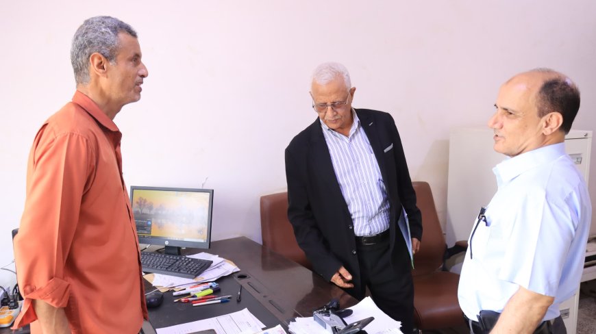 وكيل محافظة عدن " يشيد بمستوى الحضور ونسبة الانضباط الوظيفي في ديوان السلطة المحلية بدارسعد