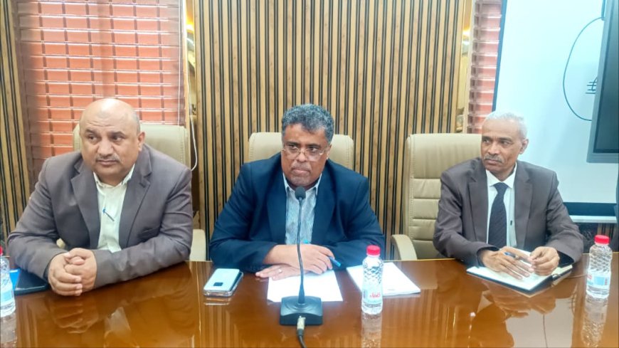 برئاسة الوكيل أول.. إجتماع موسع يقر حزمة  من الإجراءات لتفادي مخاطرالتقلبات المناخية على مدينة عدن    كتب/ عبدالسلام