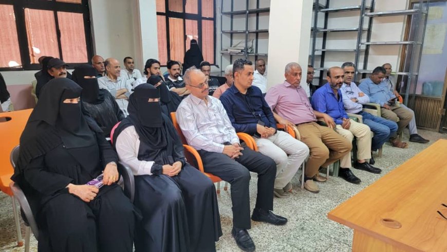 وكيل محافظة تعز تتفقد سير العمل في المستشفى الجمهوري