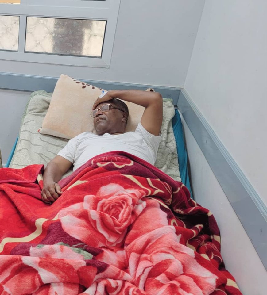 رئيس فرع اتحاد الإعلام الرياضي بوادي حضرموت يطمئن على صحة الإعلامي والمعلق الرياضي صالح باصالح