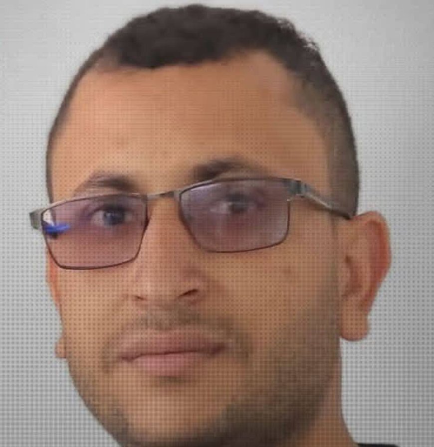 تعز. إص​اب​ة ال​ص​ح​ف​ي​ عبد الصمد ال​ق​اض​ي​ ب​ط​ل​ق​ات​ ن​اري​ة ع​ل​ى ي​د مسلح​ي​ن​ م​ج​ه​ول​ي​ن​ وس​ط​  المدينة