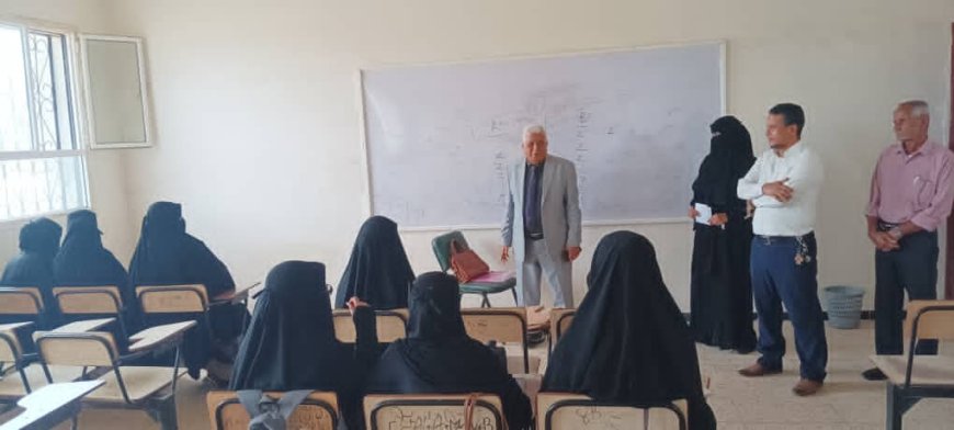 بحضور رئيس الجامعة.. كلية صبر بجامعة لحج تدشن الفصل الدراسي الثاني