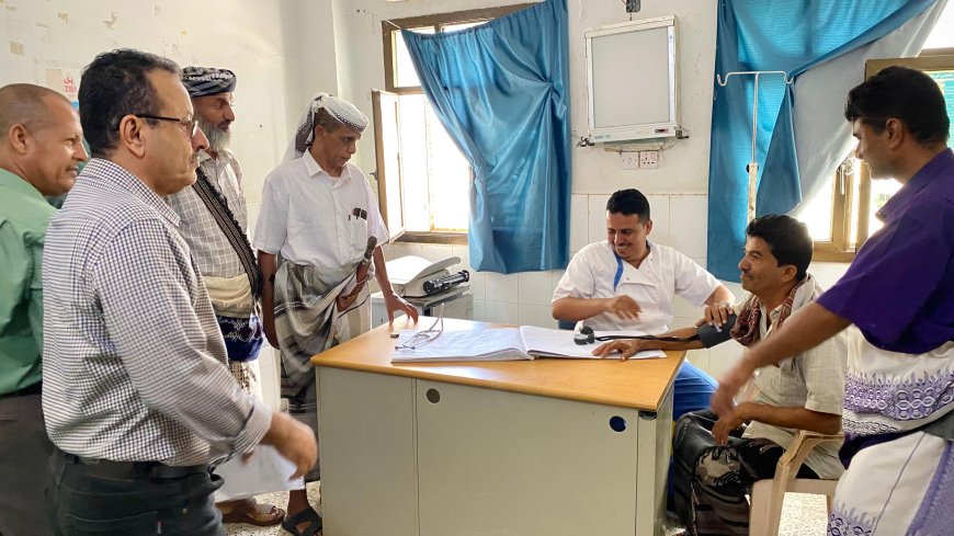 مدير عام الوضيع يتفقد العمل في مستشفى المديرية العام عقب اجازة العيد