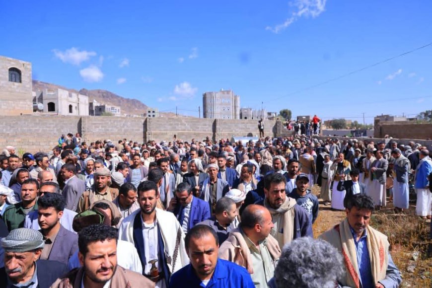 تشييع مهيب لجثمان "قيثارة" الإعلام الرياضي الفقيد علي العصري