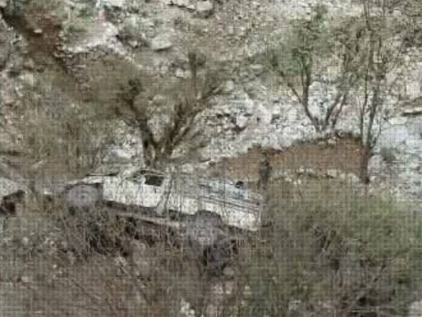 تعز.. وفــاة شخصين وإصابة 8 آخرين بانقلاب سيارة في نقيل المداهف