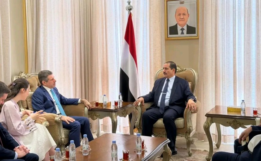 وزير الداخلية يبحث مع السفير الأمريكي تعزيز التعاون الأمني