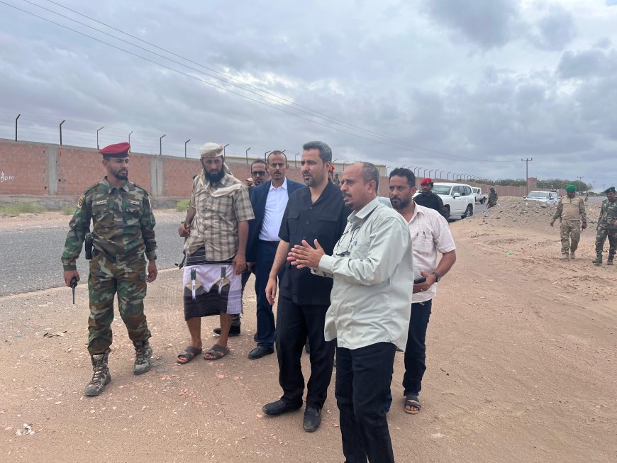 محافظ لحج " الحالمي " يعقد اجتماعاً مع قيادة مؤسسة المياه والصرف الصحي ويتفقد مشروعي الصرف الصحي وحقل وادي خير ويوجه بإجراءات عاجلة لاستئناف العمل