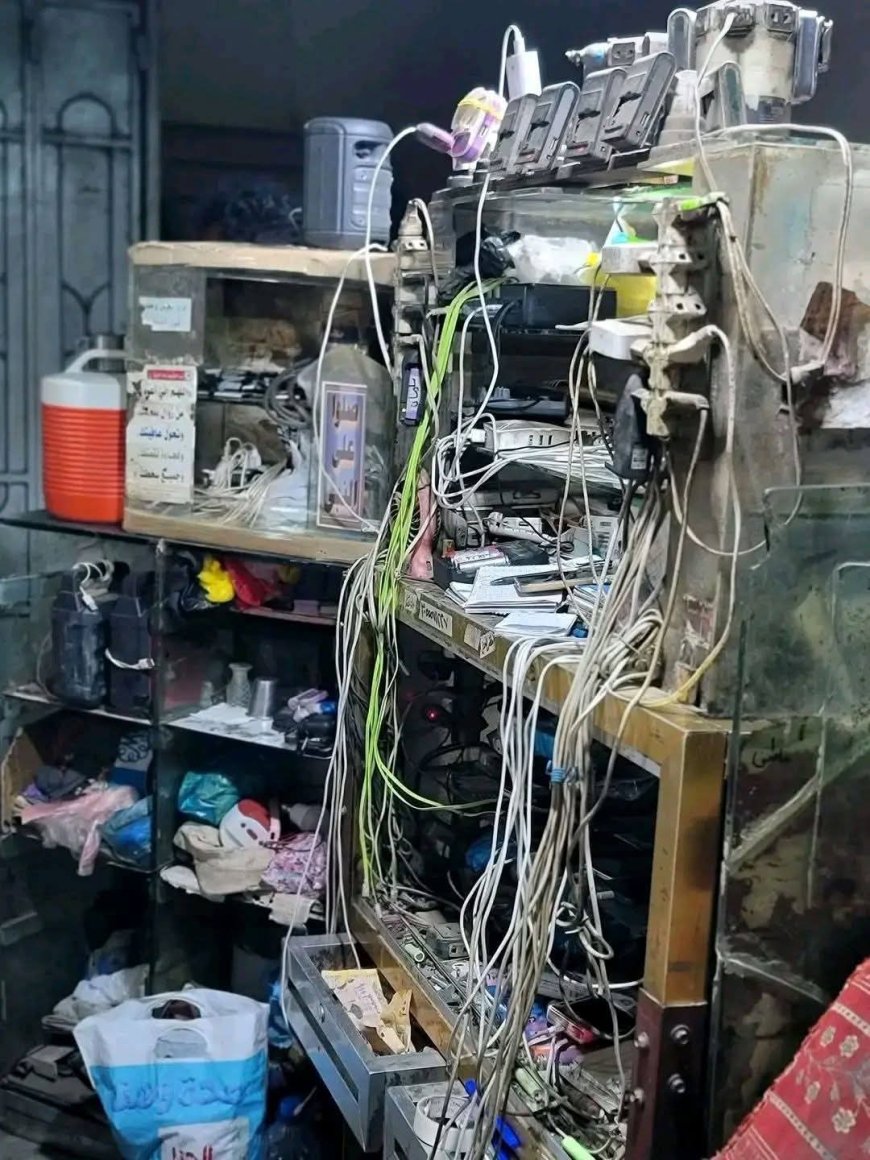 تعز.وحشية11 طعنة تهزها. سفاح عائد من السجن يذبح شاب داخل سوق المركزي.