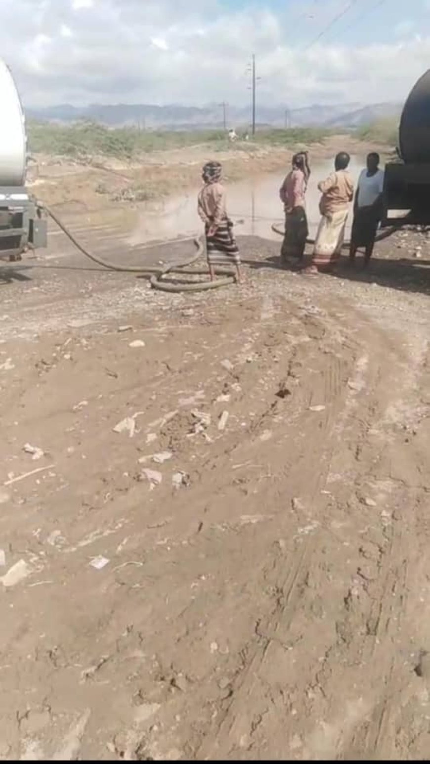 تحركات عاجلة في شقرة لشفط مياه الأمطار وإعادة الحياة إلى الطرق المتضررة