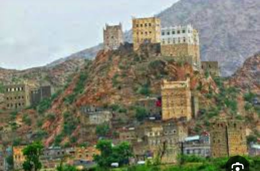 المكتب التنفيذي والمجلس المحلي بلودر  يؤيدان قرار محافظ المحافظة برفع الجبايات في أبين