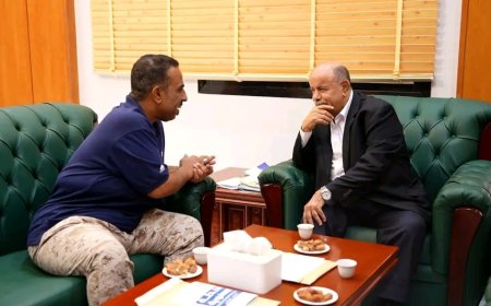 عضو مجلس القيادة محافظ حضرموت يطلع على جاهزية لواء النخبة الحضرمية ويؤكد دعم جهود تعزيز الأمن والاستقرار