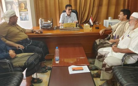 مدير عام مديرية القطن يلتقي مدير مؤسسة الوادي لتموين السيارات بالغاز