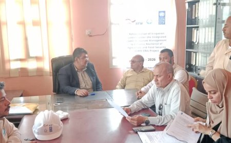 ​قيادة مديرية تبن ومكتب الزراعة بلحج يسلمان مواقع تنفيذ مشاريع بنيه تحتيه لمنشآت زراعية